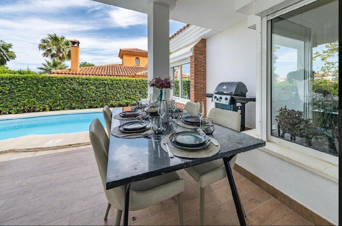 Benalmadena, Av. Del Higueron Villa