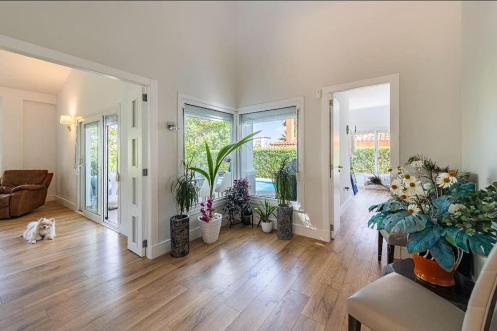 Villa Benalmadena, Av. Del Higueron